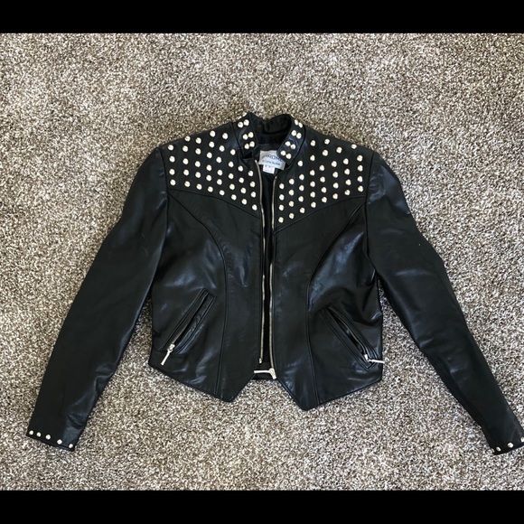 Gorgeous Chrome by Carrie Basham leather - Picture 1 of 6